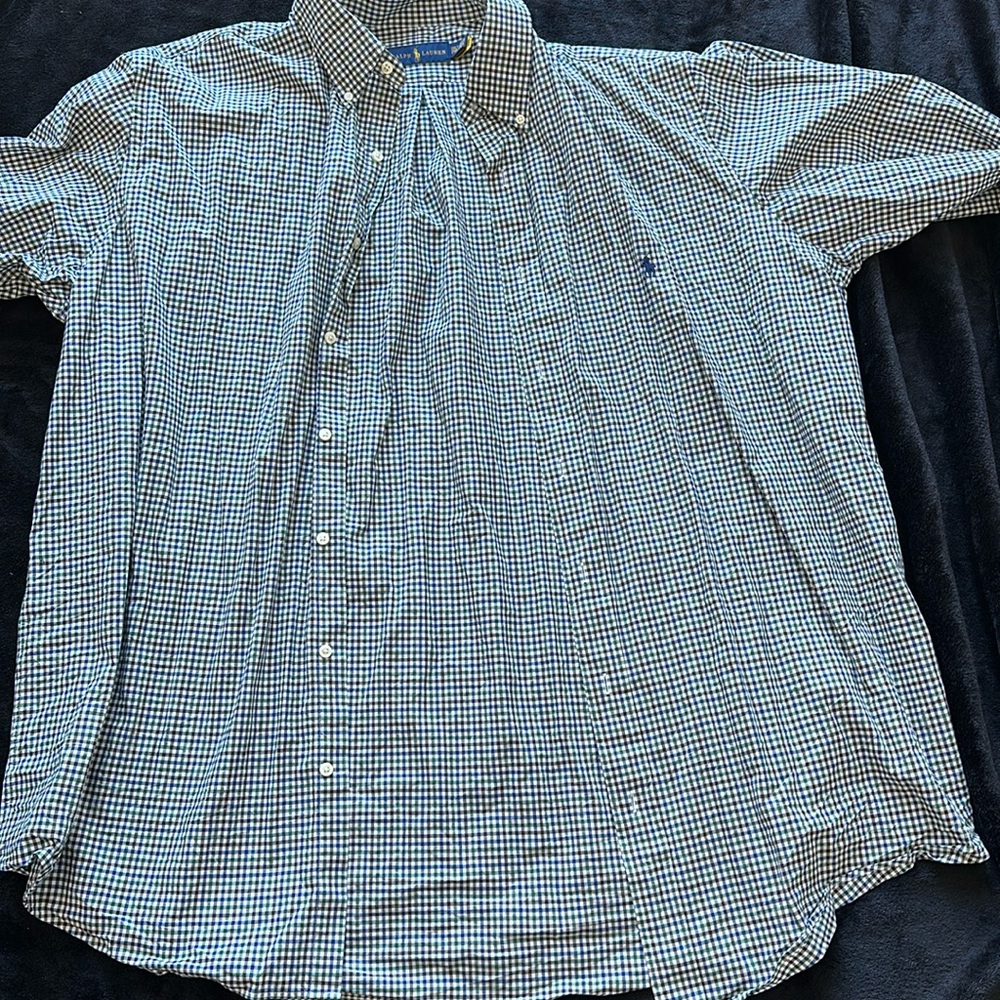 2xlt Polo button up shirt. Great condition
